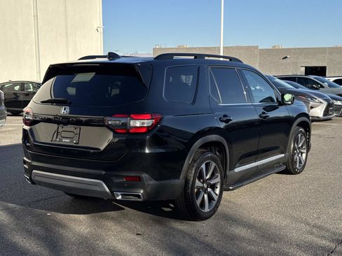Certified 2025 Honda Pilot Elite image 26