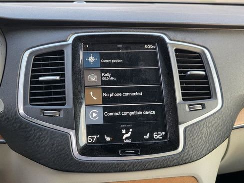Used 2021 Volvo XC90 T6 Momentum AWD/4WD image 19