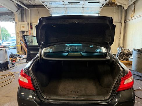 Used 2017 Nissan Altima 2.5 SV FWD image 19