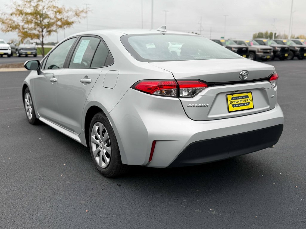 Used 2024 Toyota Corolla LE FWD image 9