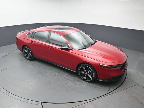 Used 2023 Honda Accord Sport image 39