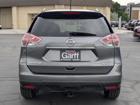 Used 2015 Nissan Rogue SV w/ SV Premium Package AWD/4WD image 5