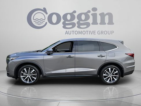 Used 2026 Acura MDX FWD w/ Technology Package image 3