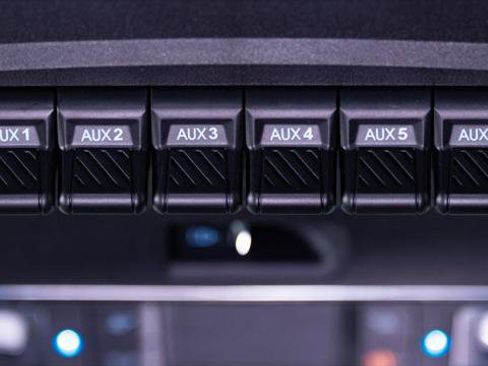 Used 2024 Ford F150 Lariat image 43