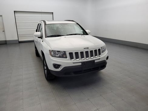 Used 2017 Jeep Compass High Altitude AWD/4WD image 14