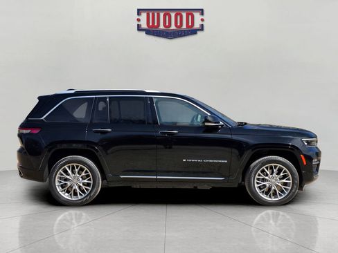 Used 2022 Jeep Grand Cherokee Summit w/ Advanced Protech Group IV image 2