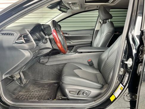 Used 2024 Toyota Camry SE w/ Audio Upgrade Package FWD image 20