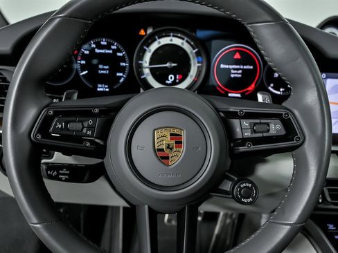 Used 2021 Porsche 911 Carrera image 28
