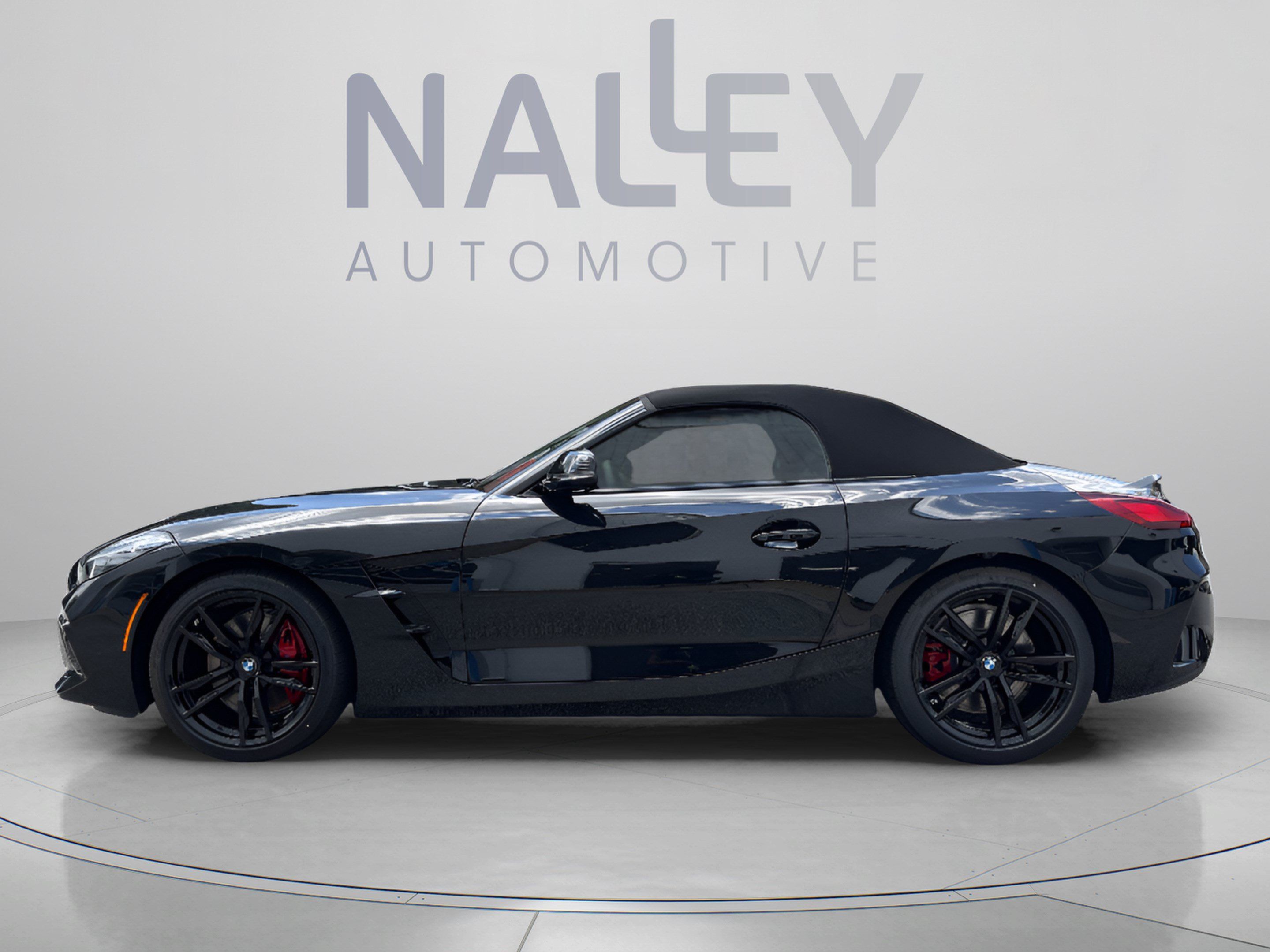 Used 2026 BMW Z4 sDrive30i w/ Premium Package RWD image 3