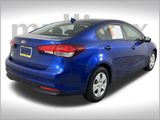 Used 2018 Kia Forte LX w/ LX Rear Camera Package image 3