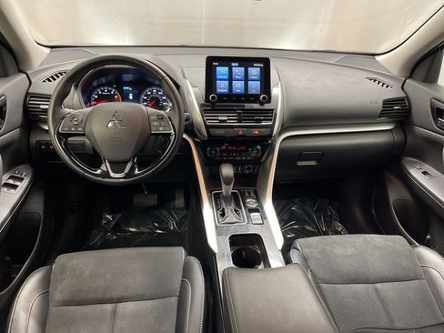 Used 2024 Mitsubishi Eclipse Cross SE image 9