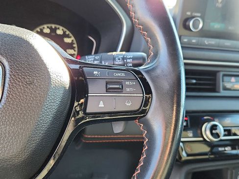 Certified 2023 Honda Pilot Sport image 21