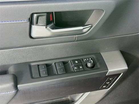 Used 2024 Toyota Tundra Platinum image 17