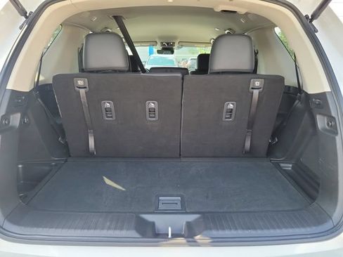Certified 2025 Honda Pilot EX-L image 30