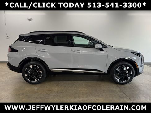 New 2026 Kia Sportage SX image 2