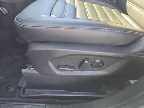 Certified 2022 Ford Edge SEL w/ Convenience Package image 12