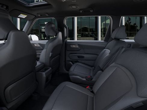 New 2027 Kia Telluride S image 18