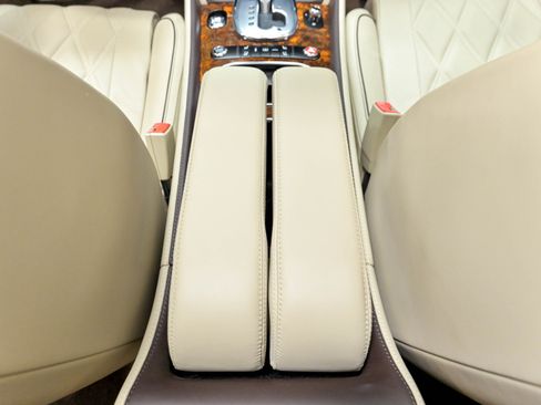 Used 2015 Bentley Flying Spur W12 AWD/4WD image 41