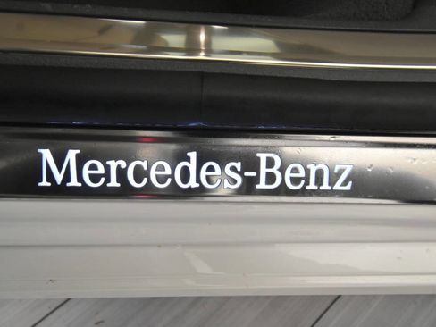 Used 2022 Mercedes-Benz S 500 4MATIC image 16
