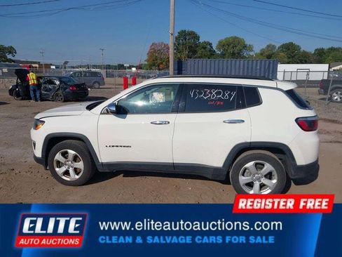 Used 2018 Jeep Compass Latitude w/ Popular Equipment Group image 28