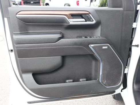 Used 2022 Chevrolet Silverado 1500 LT Trail Boss w/ Convenience Package II AWD/4WD image 28