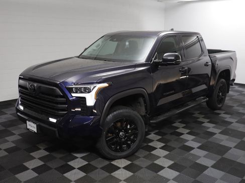 Used 2024 Toyota Tundra Limited image 2
