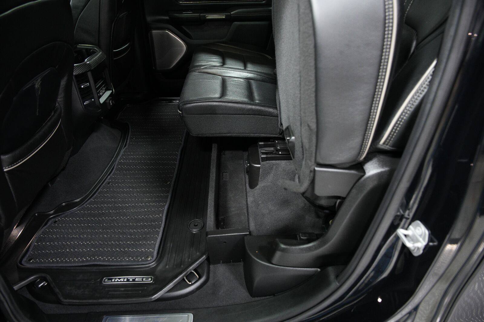 Used 2019 RAM 1500 Limited AWD/4WD image 38