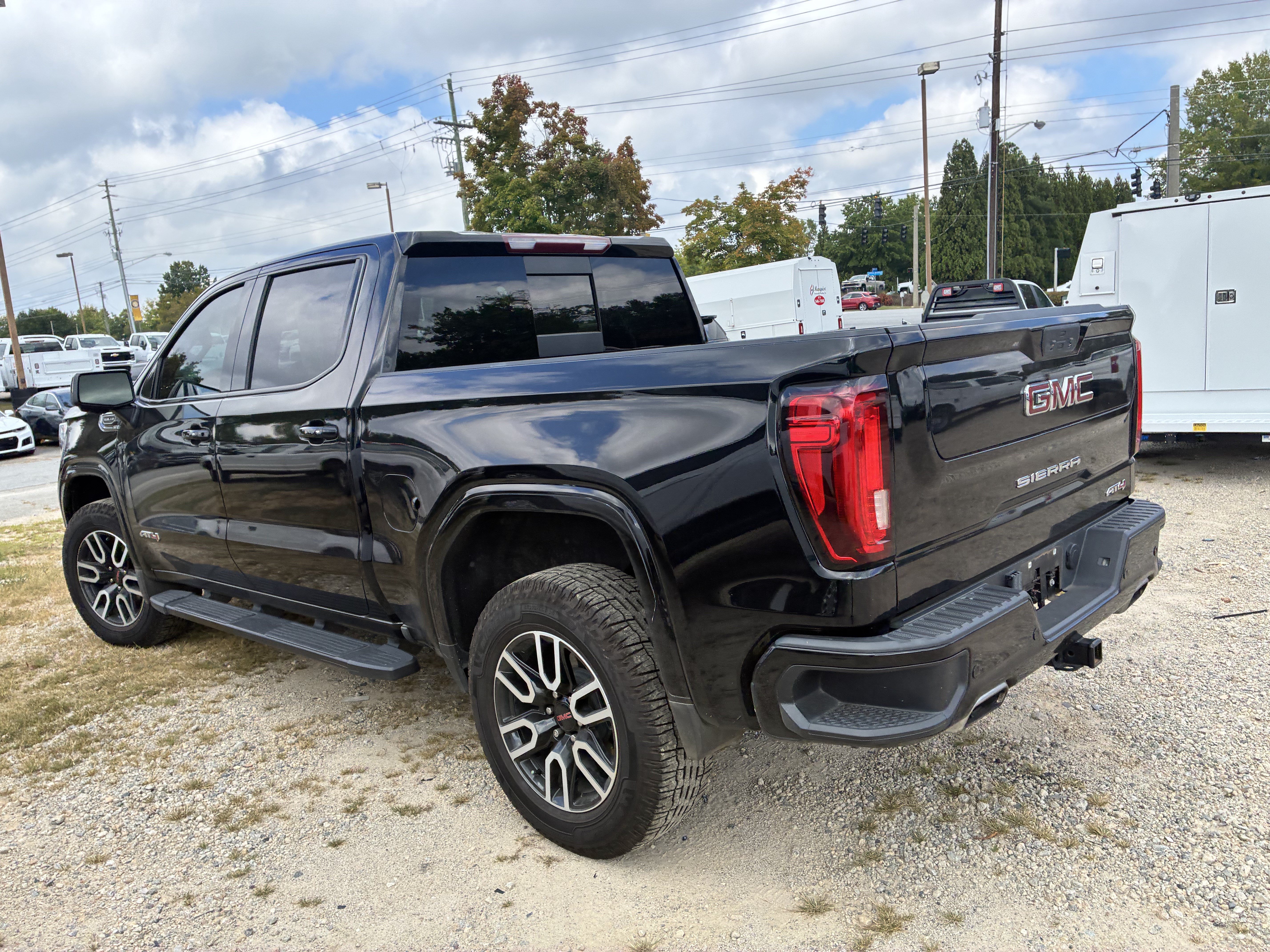 Used 2019 GMC Sierra 1500 AT4 w/ AT4 Premium Package AWD/4WD image 6