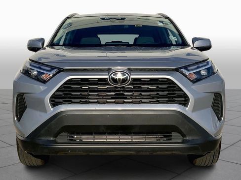 Used 2025 Toyota RAV4 XLE image 3