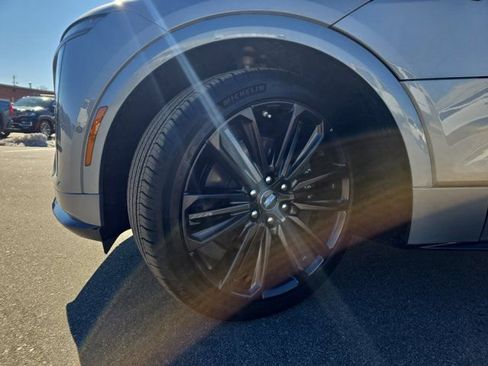 Certified 2026 Cadillac Lyriq V image 32