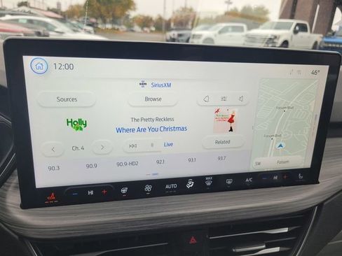 Certified 2023 Ford Escape SE w/ PHEV Premium Package image 22