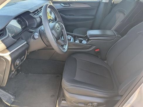 Used 2023 Jeep Grand Cherokee L Laredo w/ Luxury Tech Group I AWD/4WD image 12