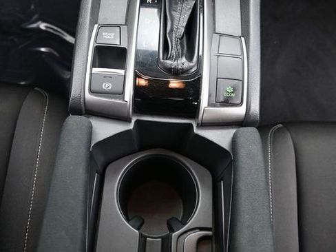 Used 2019 Honda Civic EX image 17