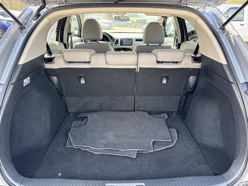 Used 2018 Honda HR-V EX image 34