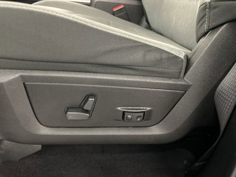 Used 2022 RAM 1500 Express w/ Wheel & Sound Group image 9