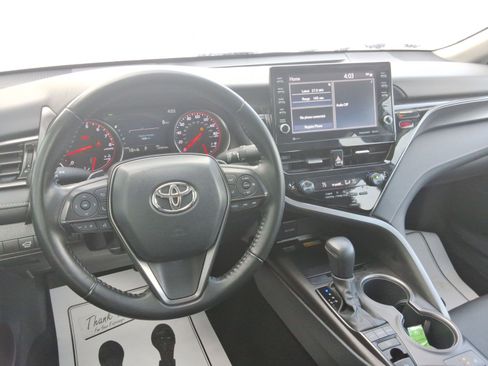 Used 2023 Toyota Camry XSE image 12