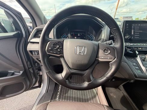 Used 2024 Honda Odyssey EX-L image 16