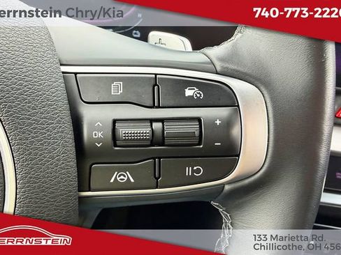 Used 2023 Kia Sportage EX AWD/4WD image 25