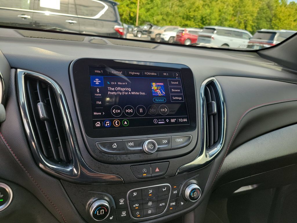 Used 2022 Chevrolet Equinox RS w/ Infotainment Package FWD image 31