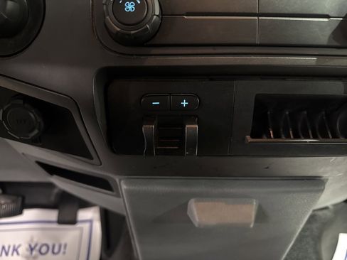 Used 2011 Ford F350 XL w/ Skid Plate Pkg image 19