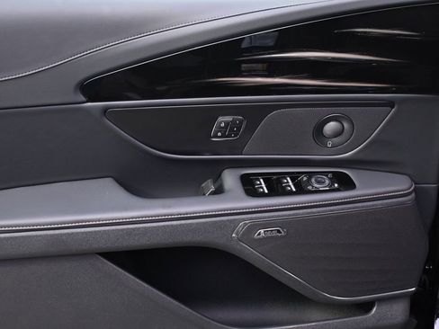 New 2026 Lincoln Nautilus Premier w/ Equipment Group 102A image 22