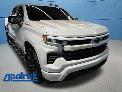 Used 2025 Chevrolet Silverado 1500 RST w/ Convenience Package II AWD/4WD image 1