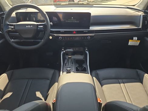 New 2026 Kia Sorento EX FWD image 13