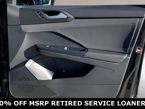 Certified 2025 Volkswagen Taos SE image 23