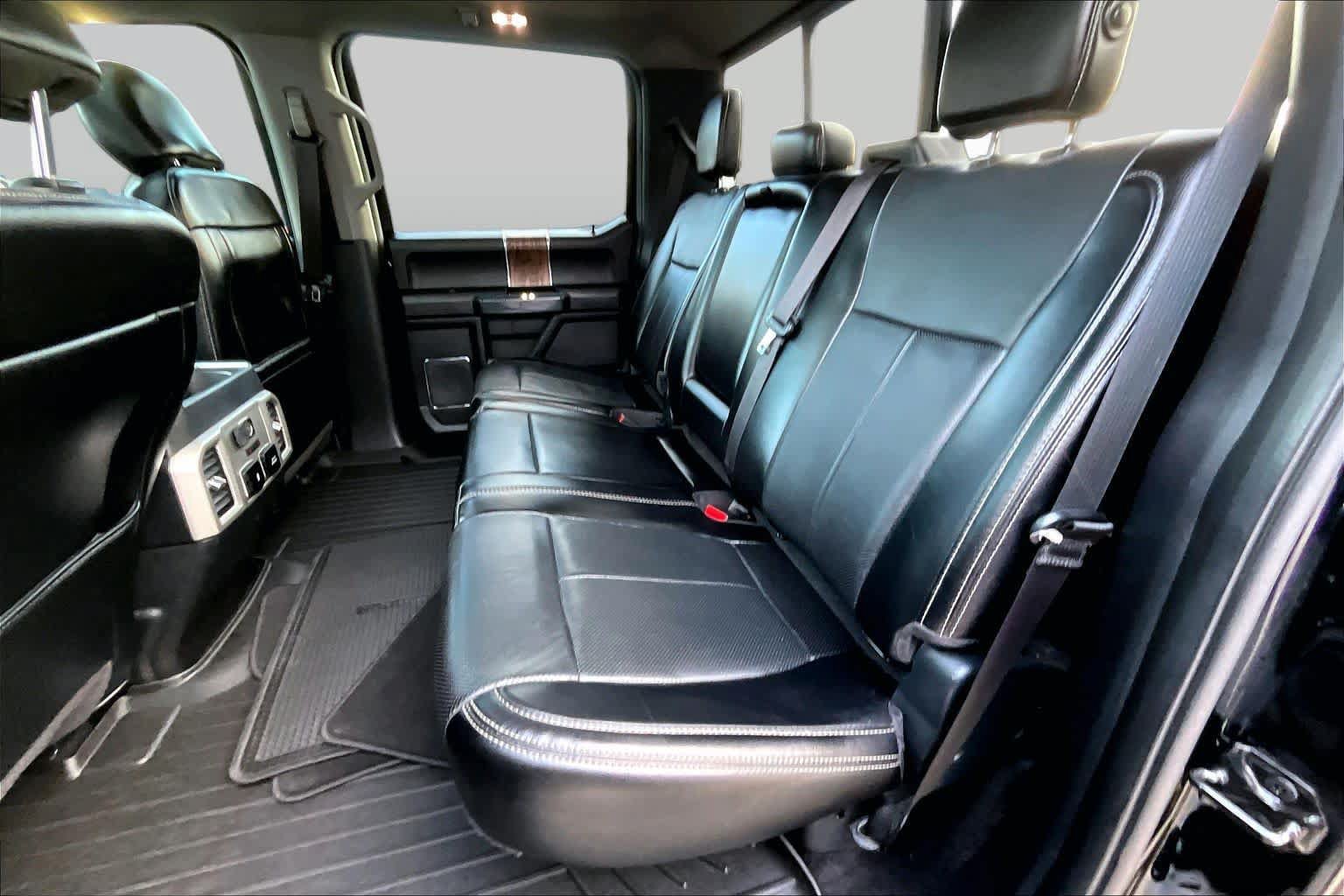 Used 2018 Ford F150 Lariat w/ Equipment Group 502A Luxury AWD/4WD image 23