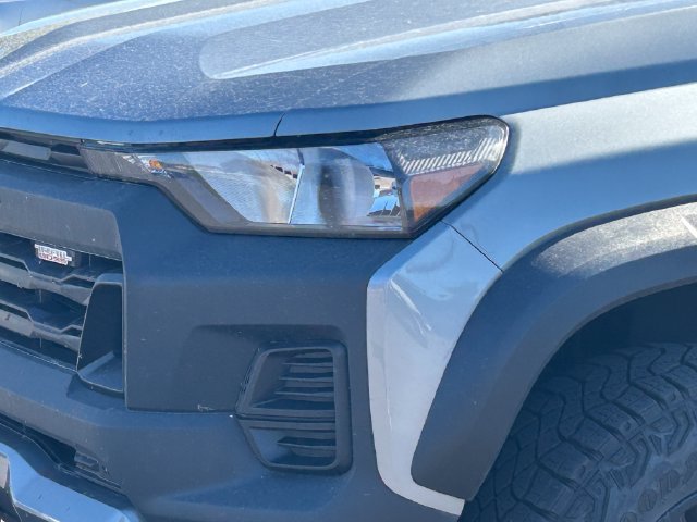 Used 2024 Chevrolet Colorado Trail Boss w/ Advanced Trailering Package AWD/4WD image 12