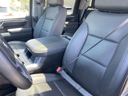Used 2025 Chevrolet Silverado 2500 LTZ w/ LTZ Premium Package AWD/4WD image 16
