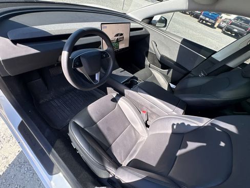 Used 2024 Tesla Model 3 Standard Range RWD image 14