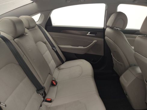 Used 2017 Hyundai Sonata Sport w/ Value Edition Package 02 FWD image 19