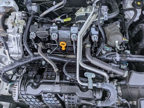 Used 2025 Nissan Altima 2.5 SR FWD image 34